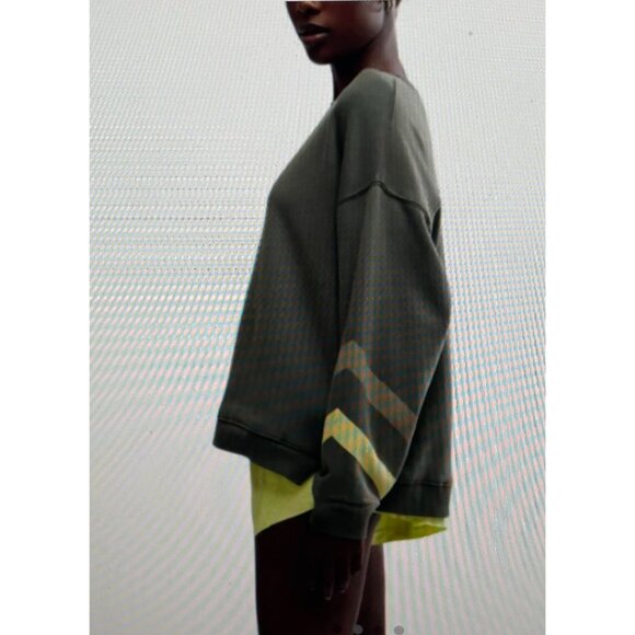 FP Movement Olive Green Oversized Sweatshirt W/ Abstract Graphic Design Sz L - Picture 3 of 16